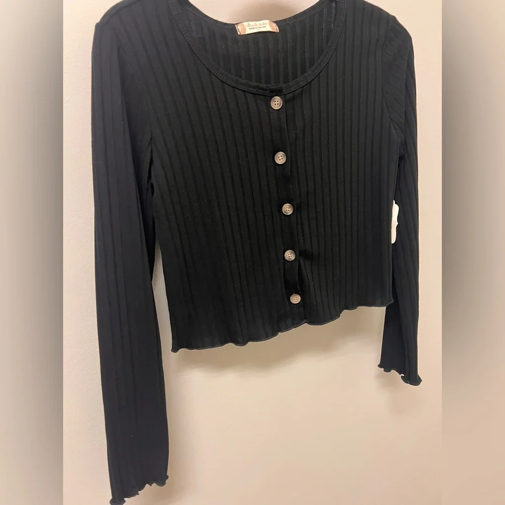 SOLD! NWT Altarād State Cropped Top - Picture 1 of 3